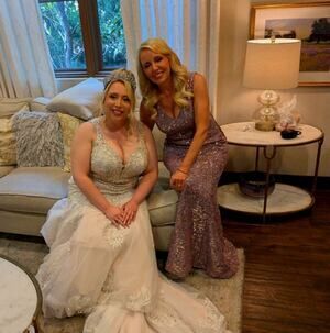 Meet your Posher, Laurie